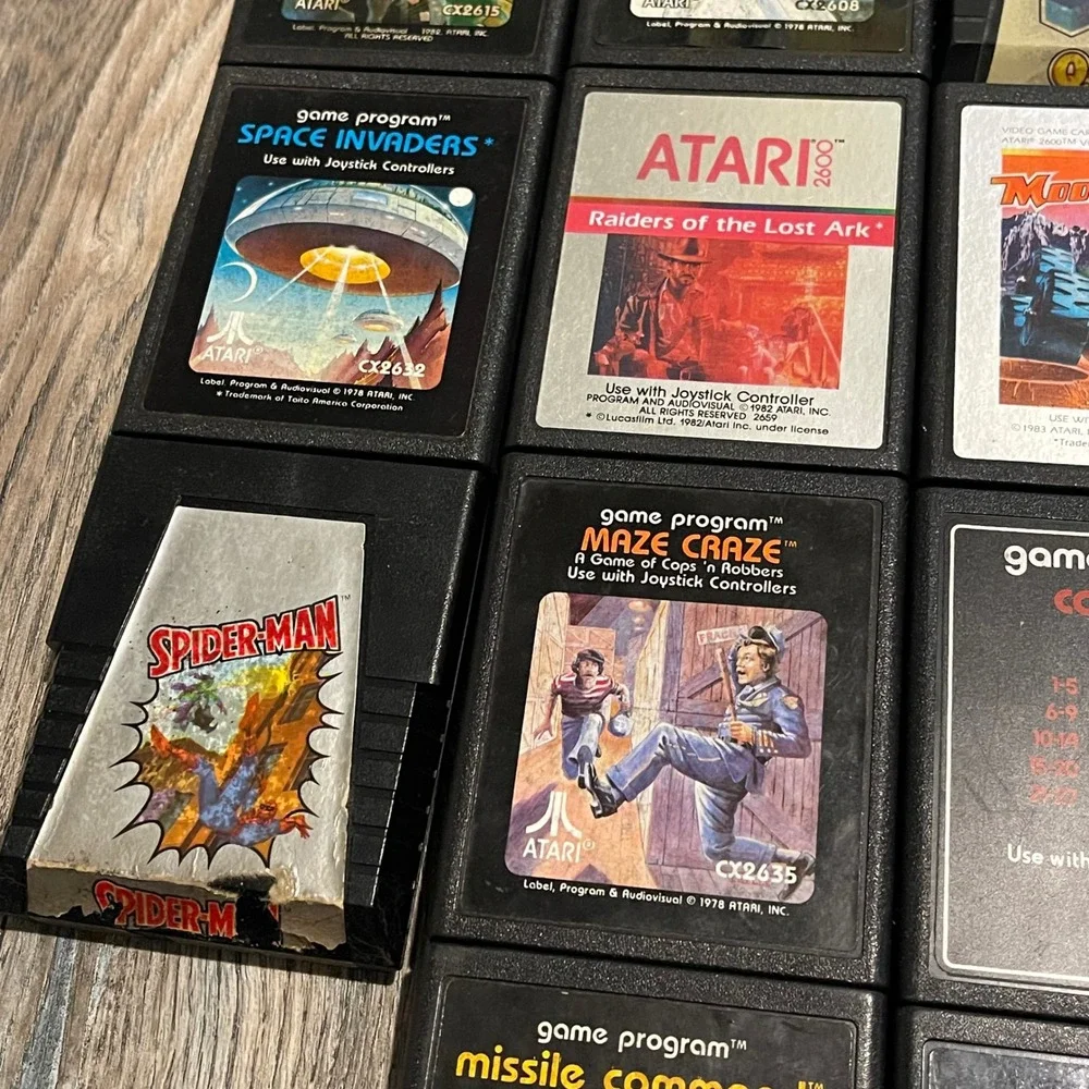 Atari 2600 Vintage Game Lot 18 Cartridges PacMan Space Invaders Spider-Man Qbert